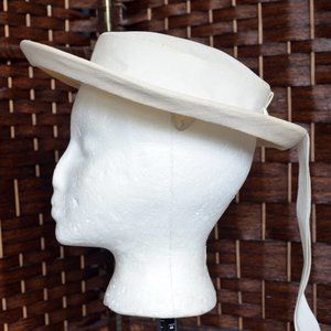 VINTAGE Fascinator Hat with Ribbon Tail